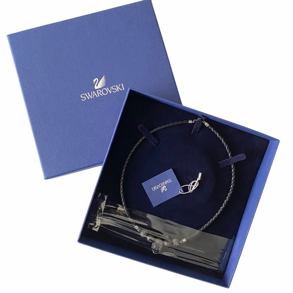 new Swarovski ㋛ Taddeo Metal Beads Crystal Skull Necklace ㋛ Jet Hematite ㋛ Black - Picture 13 of 16